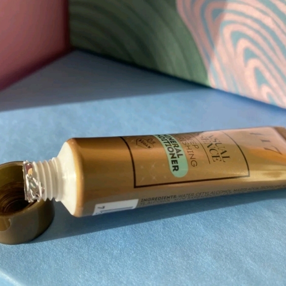 Minus 417 Sensual Essence Mineral deep nourishing Conditioner - Picture 2 of 3